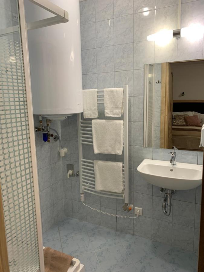 Varga Vendeghaz Sumegpraga Ngoại thất bức ảnh